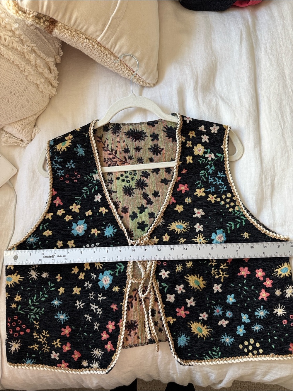 Black Floral Tapestry Tie-Front Festival Vest Country Western Bohochic Size L - Picture 6 of 9